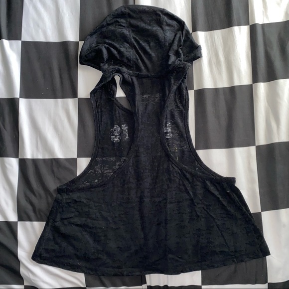 Sleeveless shirt - Picture 2 of 4